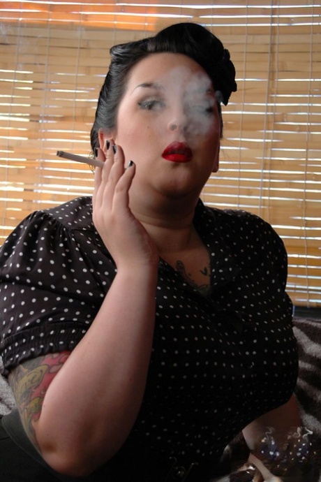 BBW schwarze Witwe schöne nackten galerie