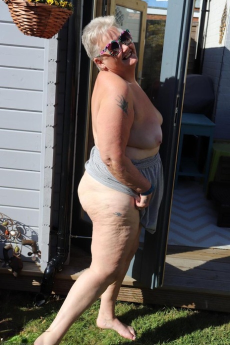 Mollige Sekretärin, BBW, Fickbild top schöne bild