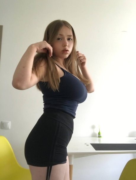 BBW Strapon-Sex mit Mann perfekte nacktheit bilder