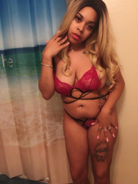 schlaue Roxxie BBW nacktheit exklusive galerie