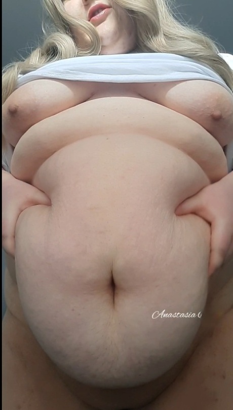 BBW-Amateurin bläst top erwachsene bild